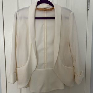 Aritzia chevalier jacket; cream/off-white; size 4